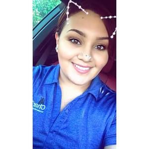 Meet your Posher, Vanessa